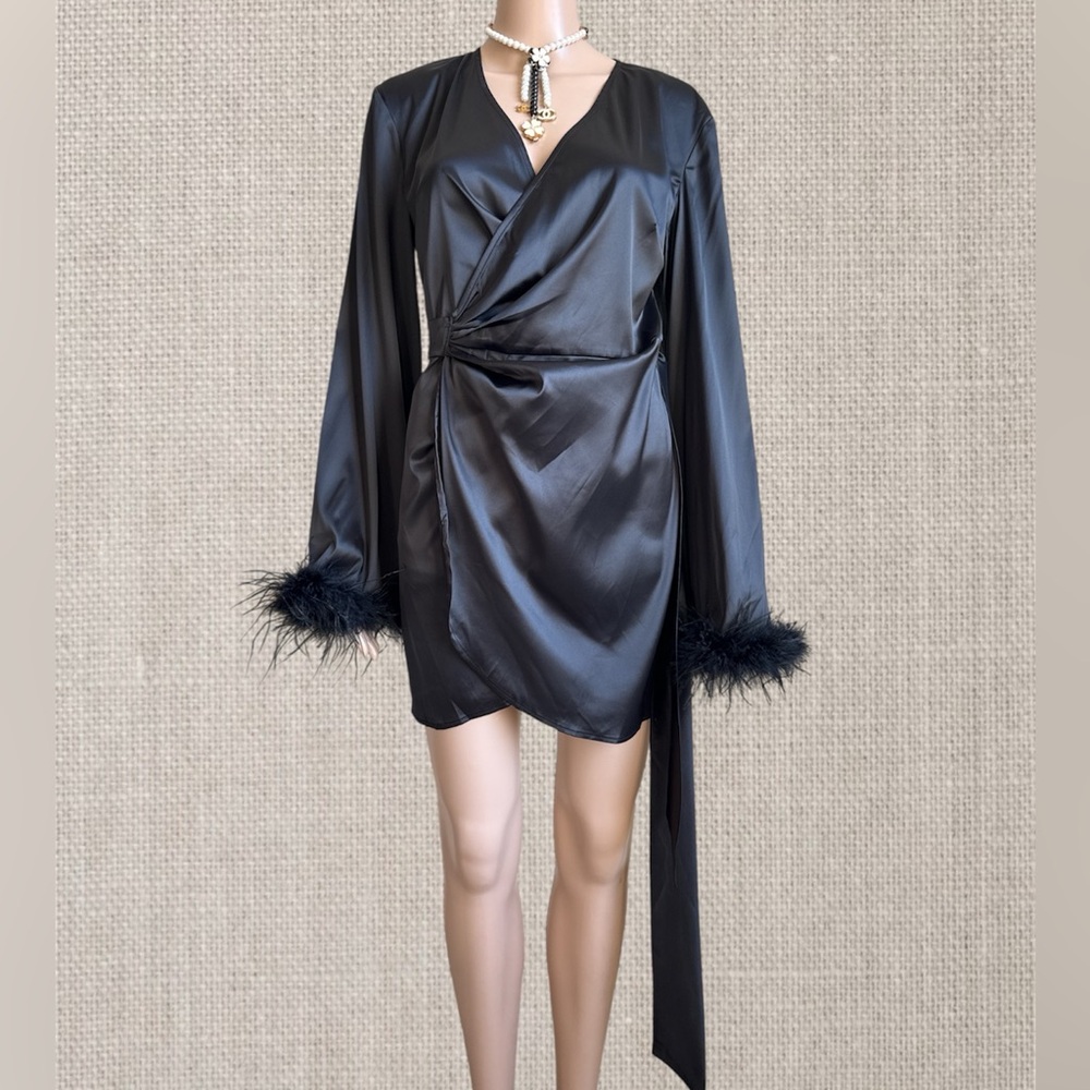 White Fox Wrap Mini Dress / Size: Small